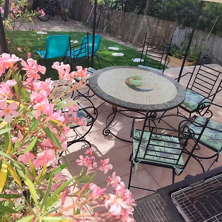 Mobil Dans Aquatique Camping Hyères